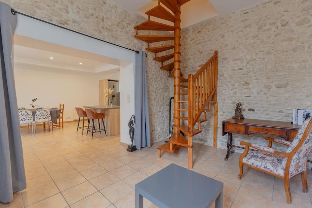 Charmante Maison Au Calme Ρουαγιάν Εξωτερικό φωτογραφία